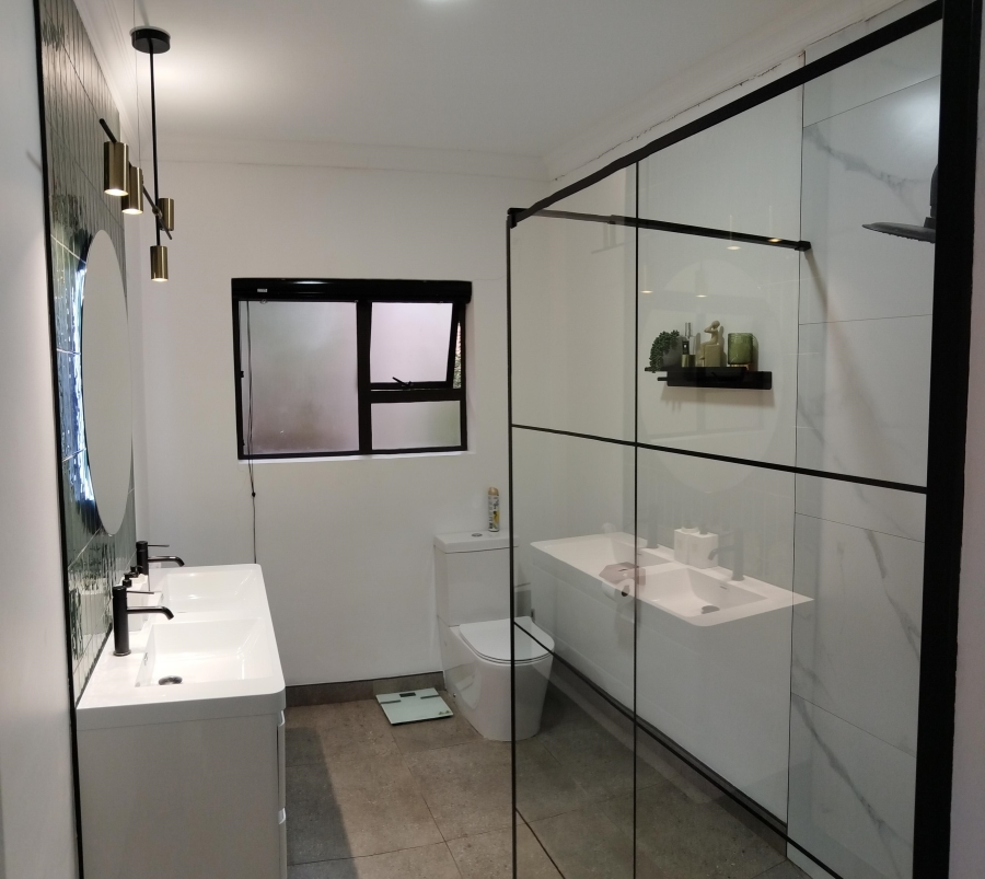 4 Bedroom Property for Sale in Winterhoek Park Eastern Cape